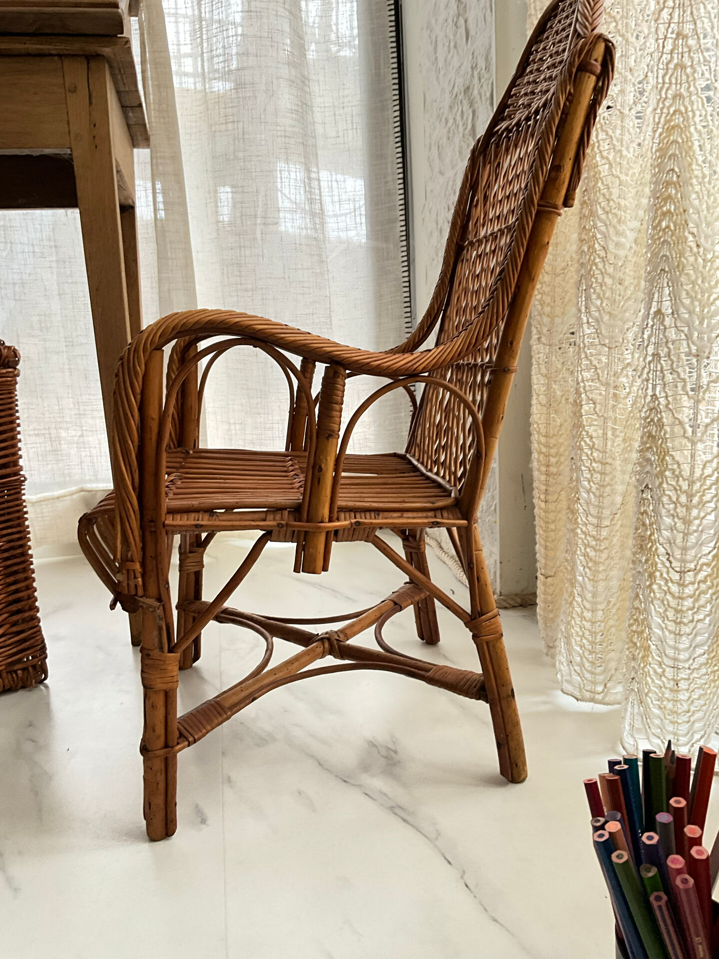 Fauteuil enfant rotin dossier haut