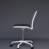 Supporto vintage office chair by Fred Scott for Hille 1980s