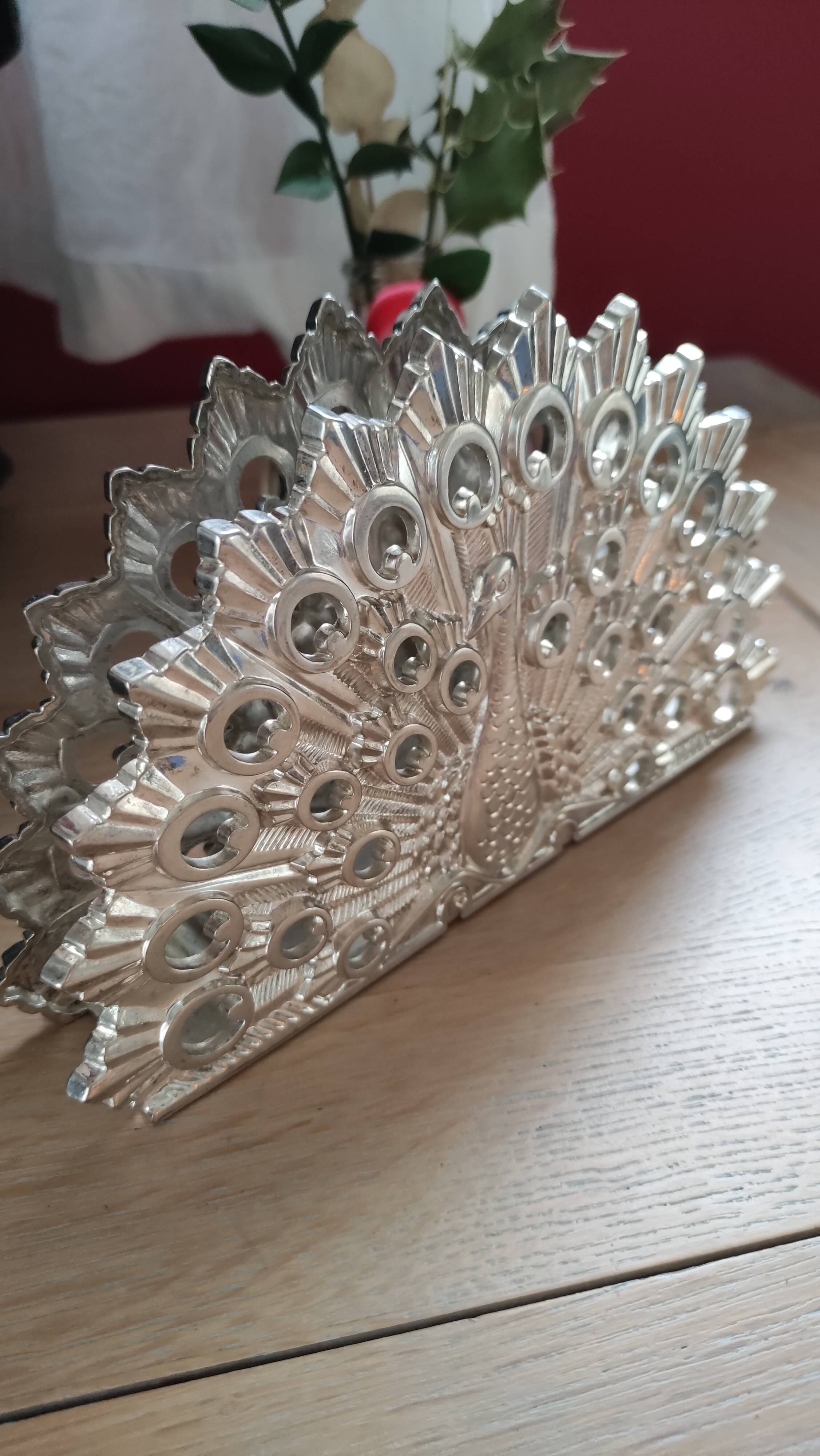 Peacock napkin holder in silver metal