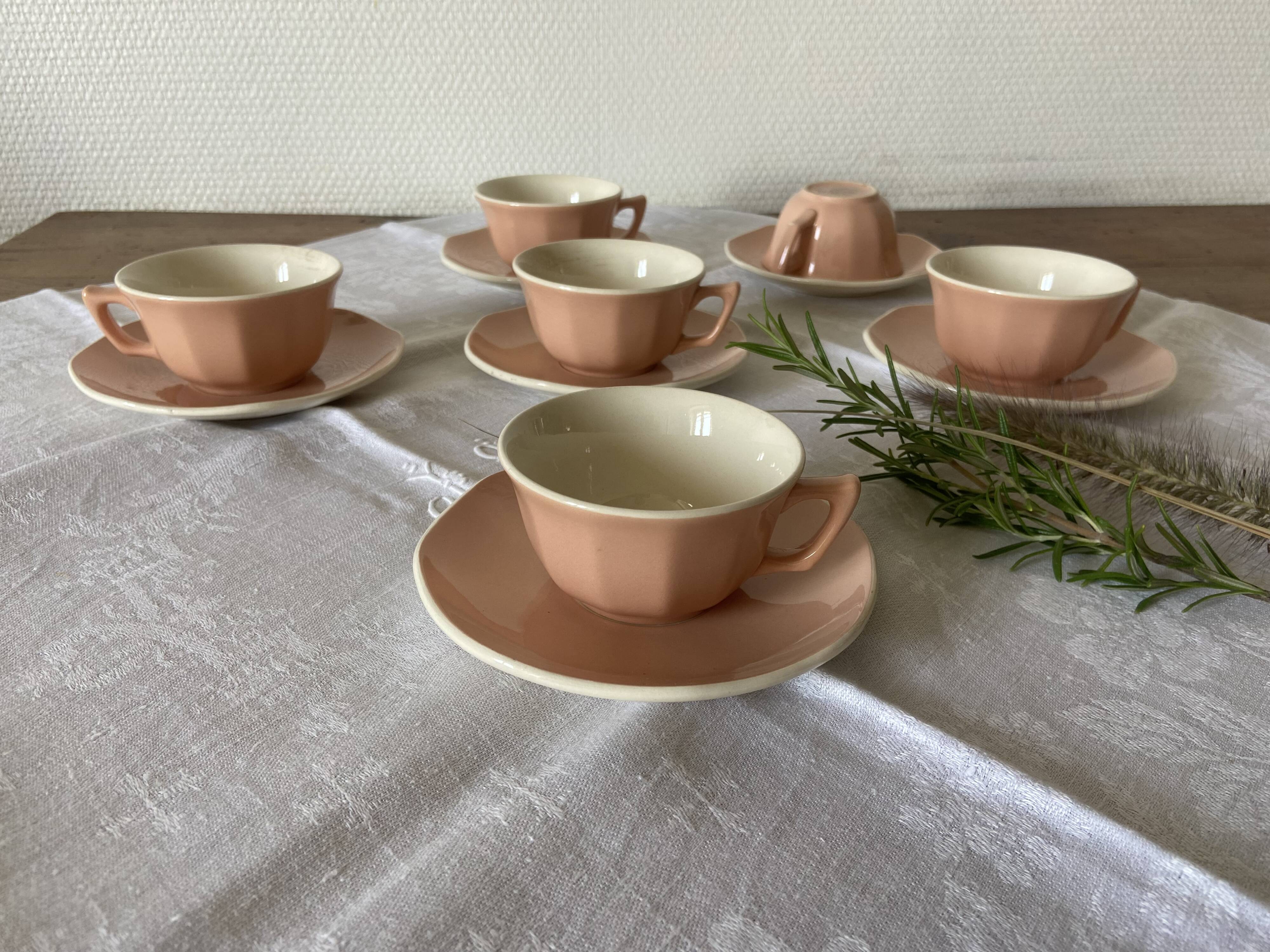 5 tasses à café & soucoupes Villery & Boch roses
