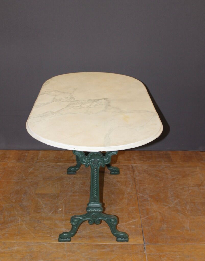 Bistro table in marble and cast iron around 1900