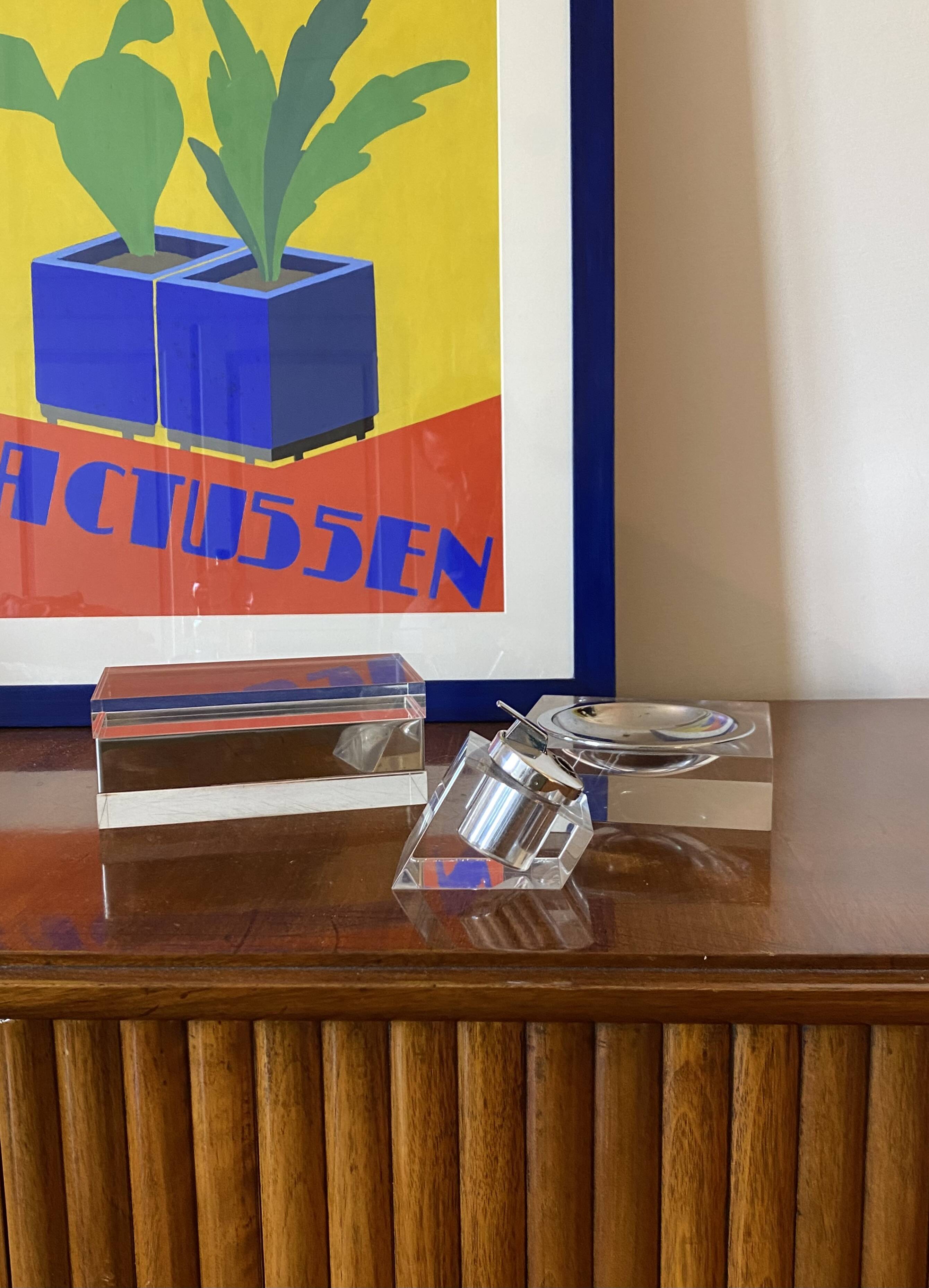 Hollywood regency lucite smoking set, Guzzini  Italy 1970