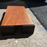 Coffee table in solid mahogany