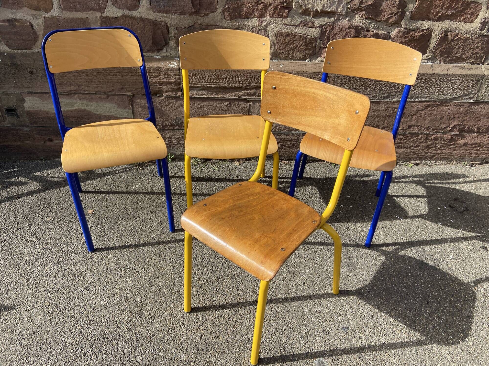 4 mismatched school chairs multicolor industrial vintage school community Mullca DELAGRAVE f