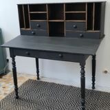 Black & wood desk