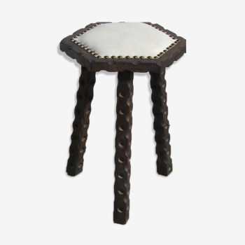 Catalan tripod stool, Spanish in solid pine