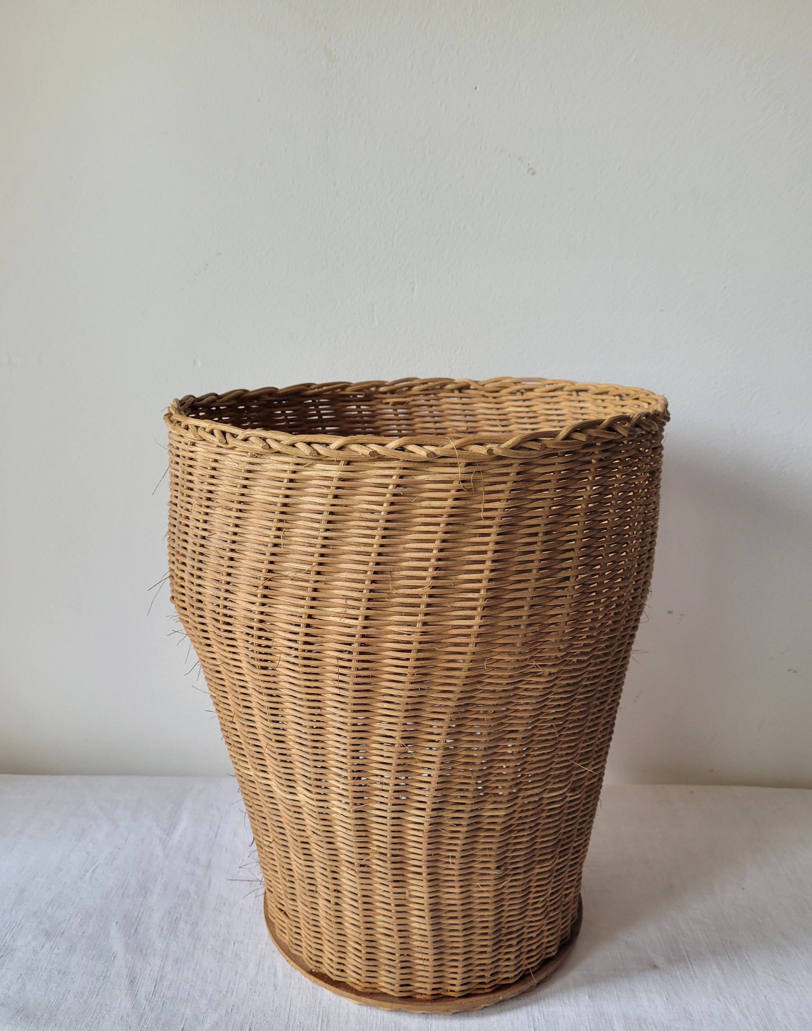 Wicker wastebasket