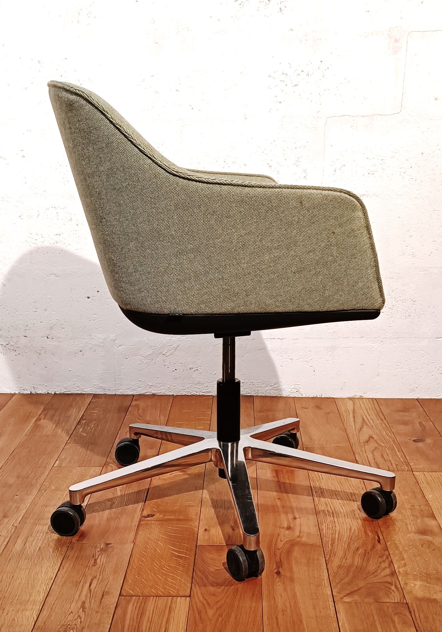 Softshell office chair design Ronan & Erwan Bouroulec