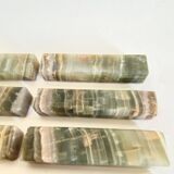 8 onyx knife holders