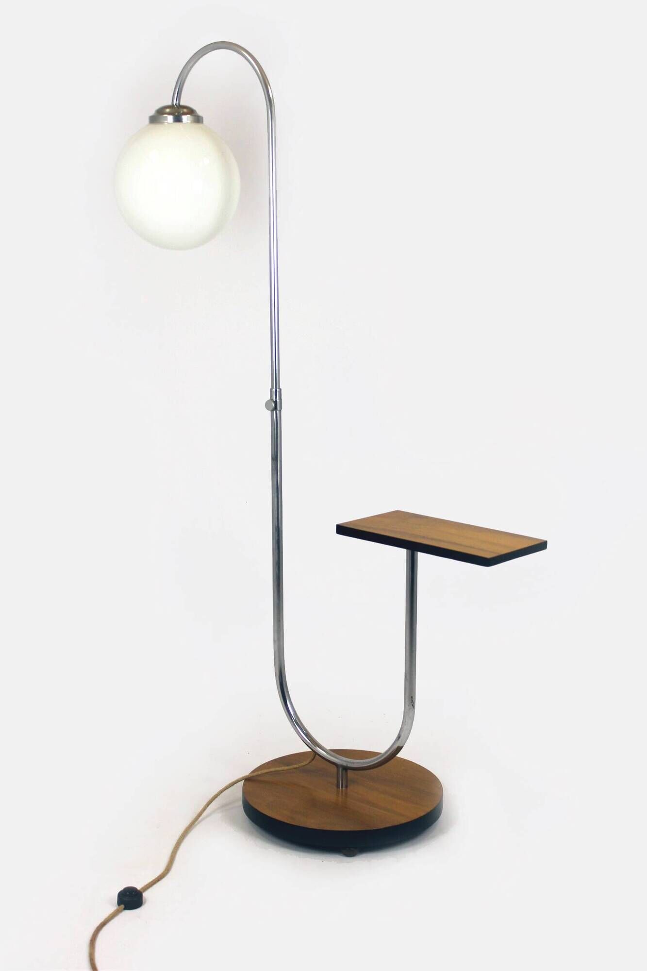 Lampadaire Art Déco Bauhaus restauré par Jindrich Halabala, 1940s