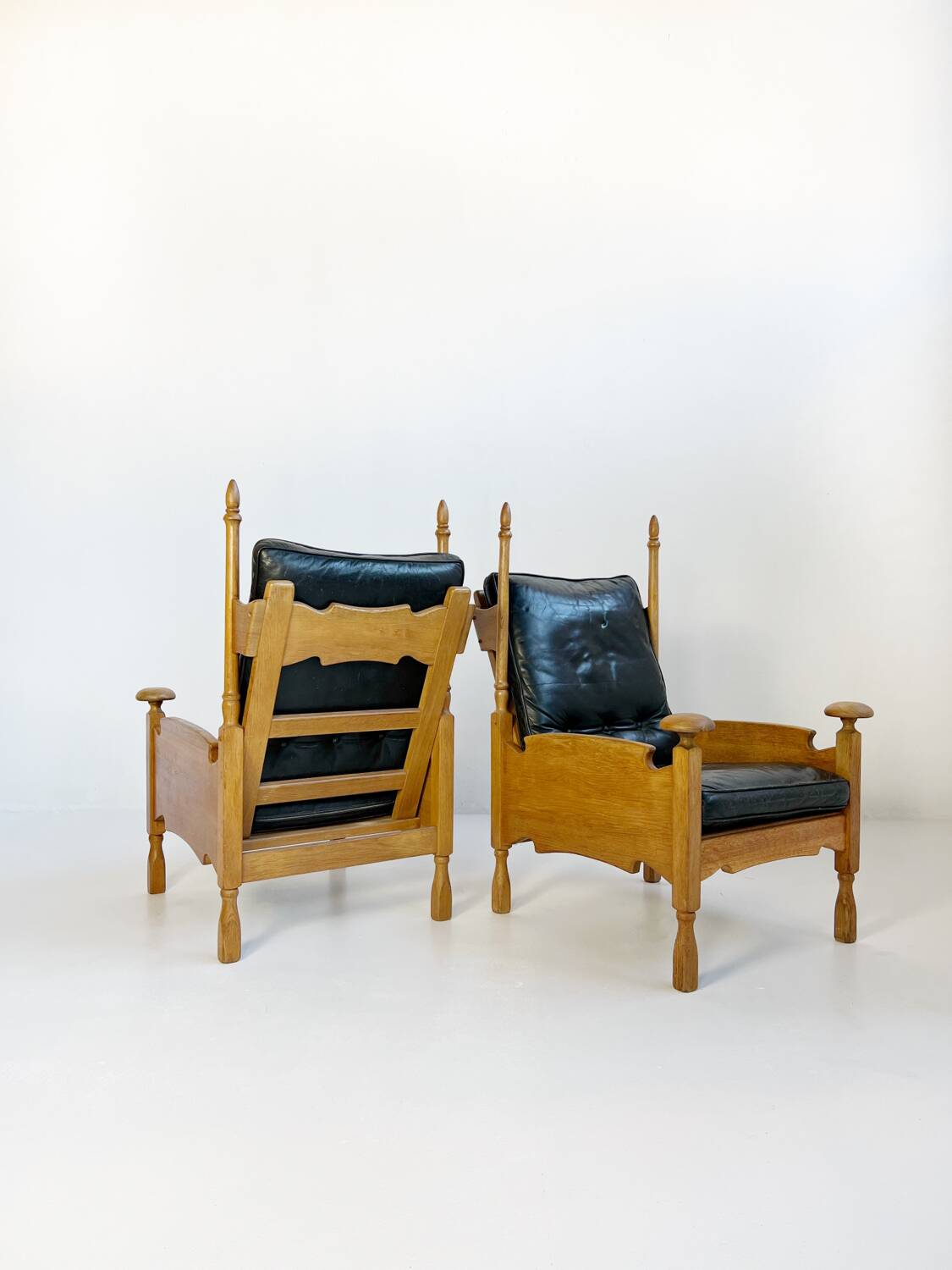 Throne armchair vintage design from 1950’s