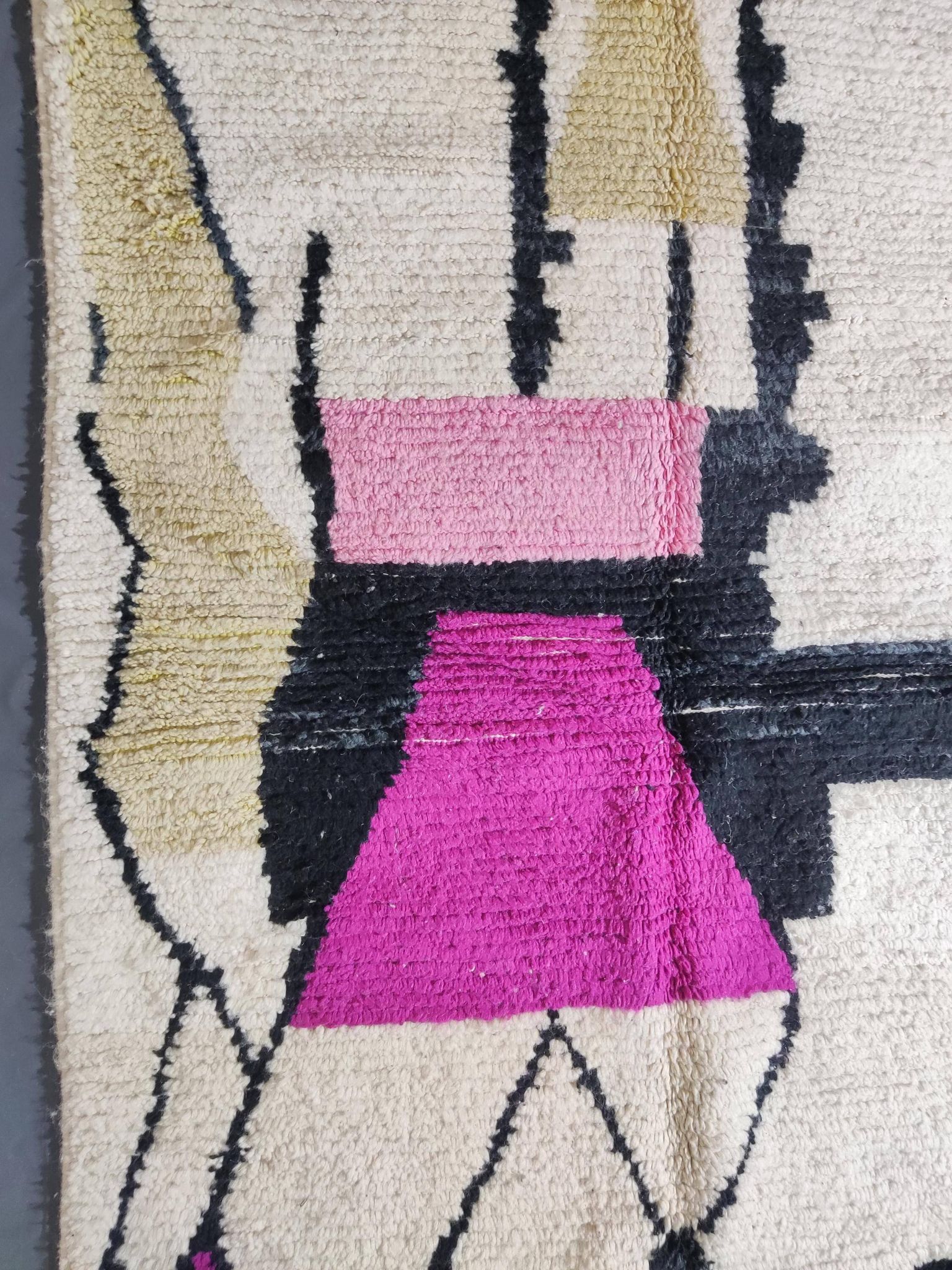 Berber rug in natural wool 2.5 x 1.5 m