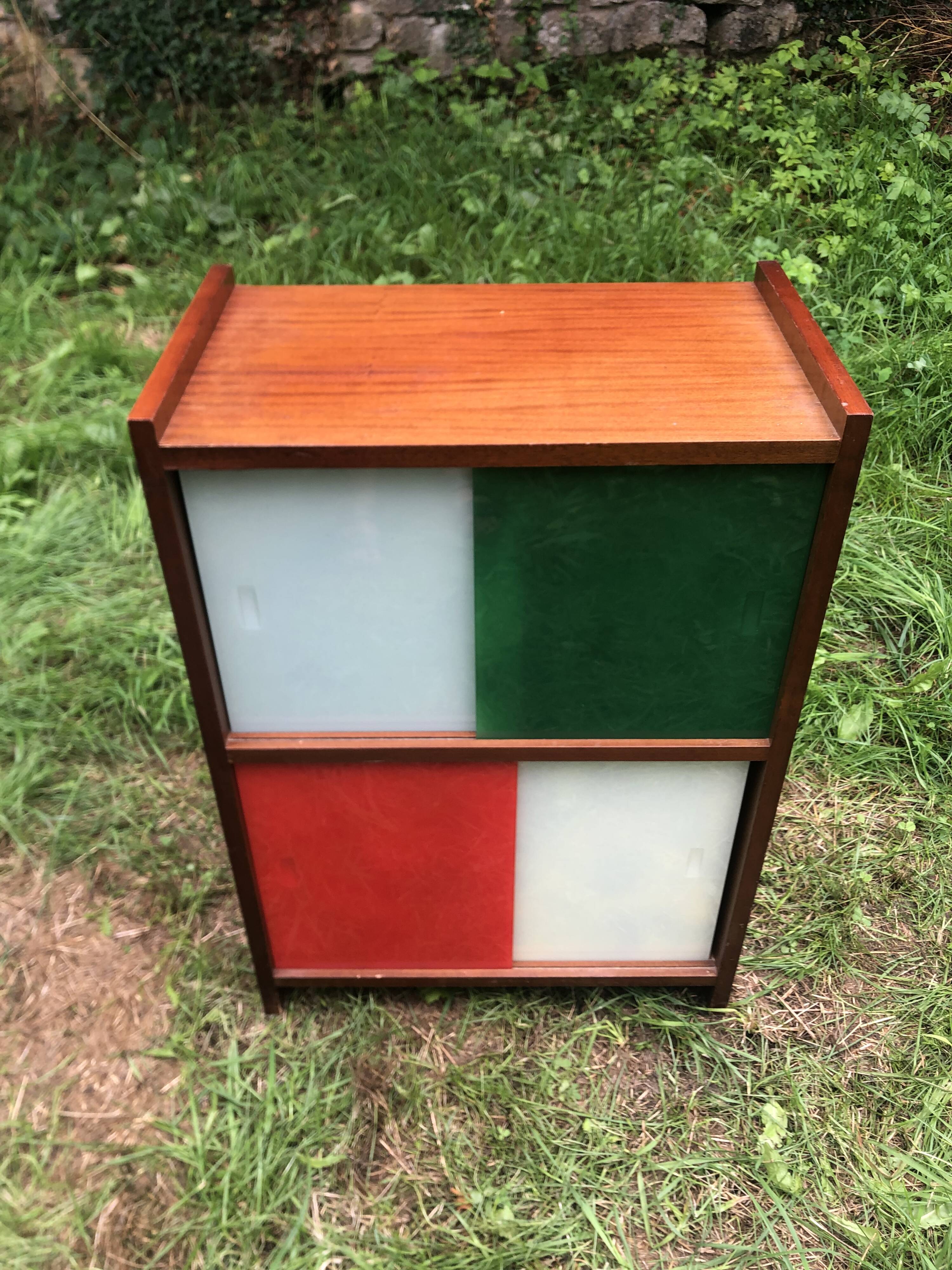 Showcase furniture storage vintage sliding windows 60s/70s
