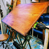 Heliolithe architect's table