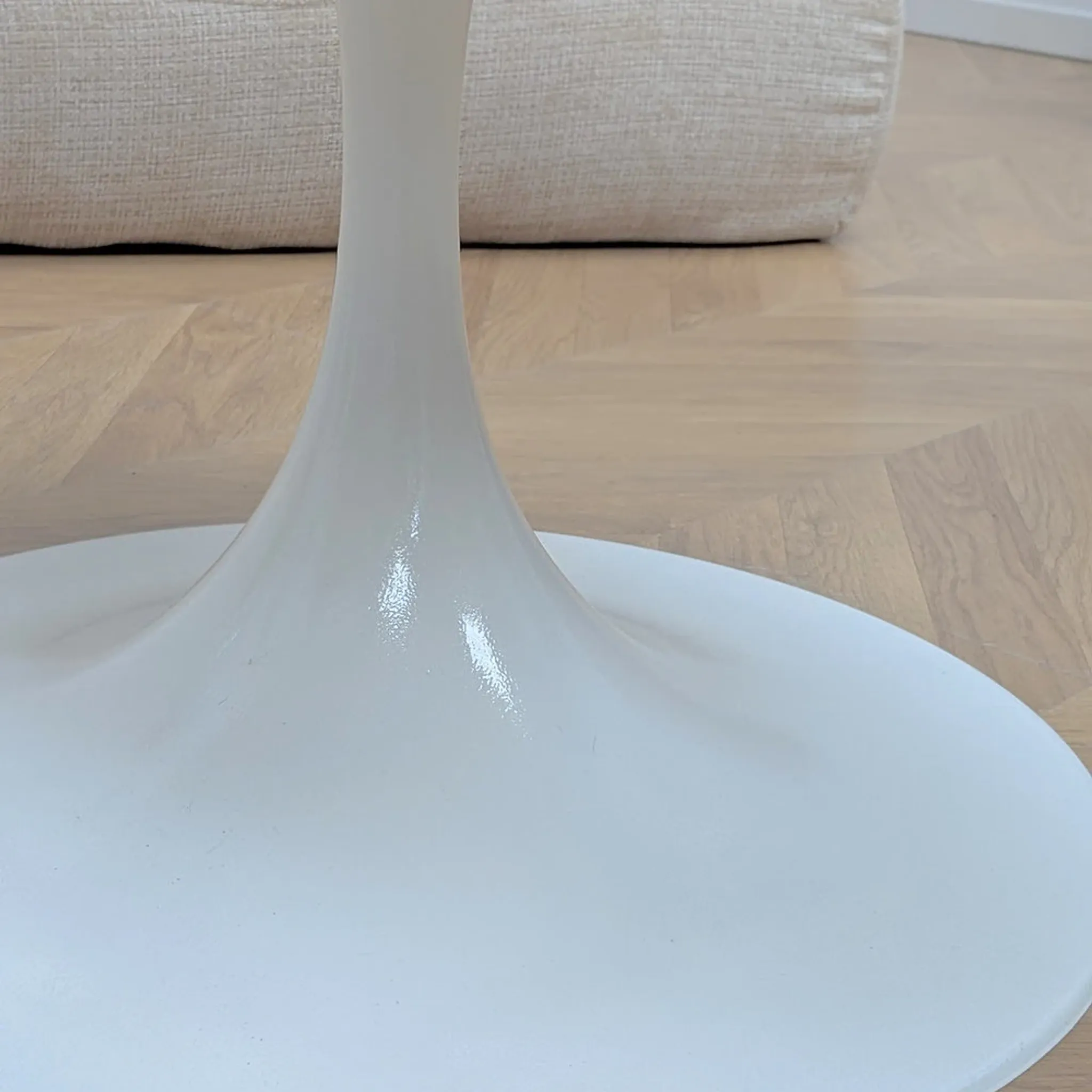 AKA Wattenheimer coffee table from the 1960s, marble and aluminium cast.