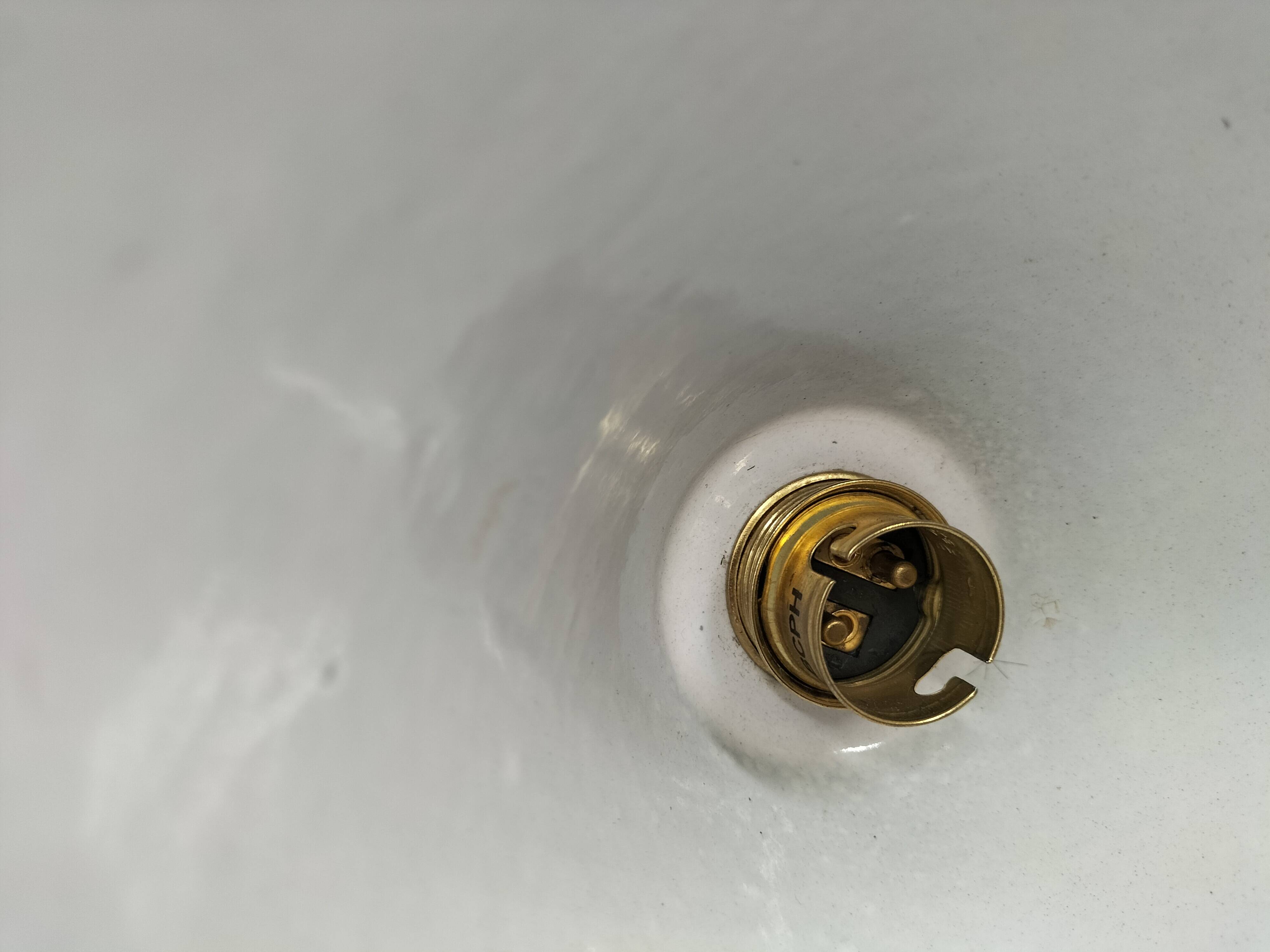 Enamelled sheet metal suspensions