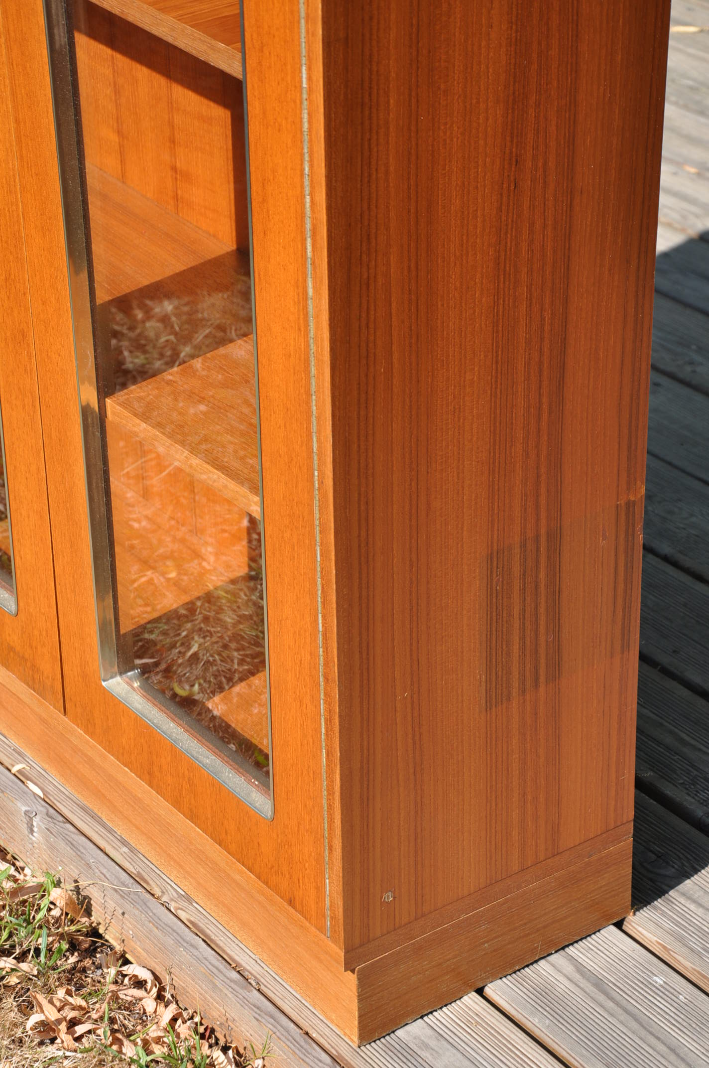 Scandinavian-style library