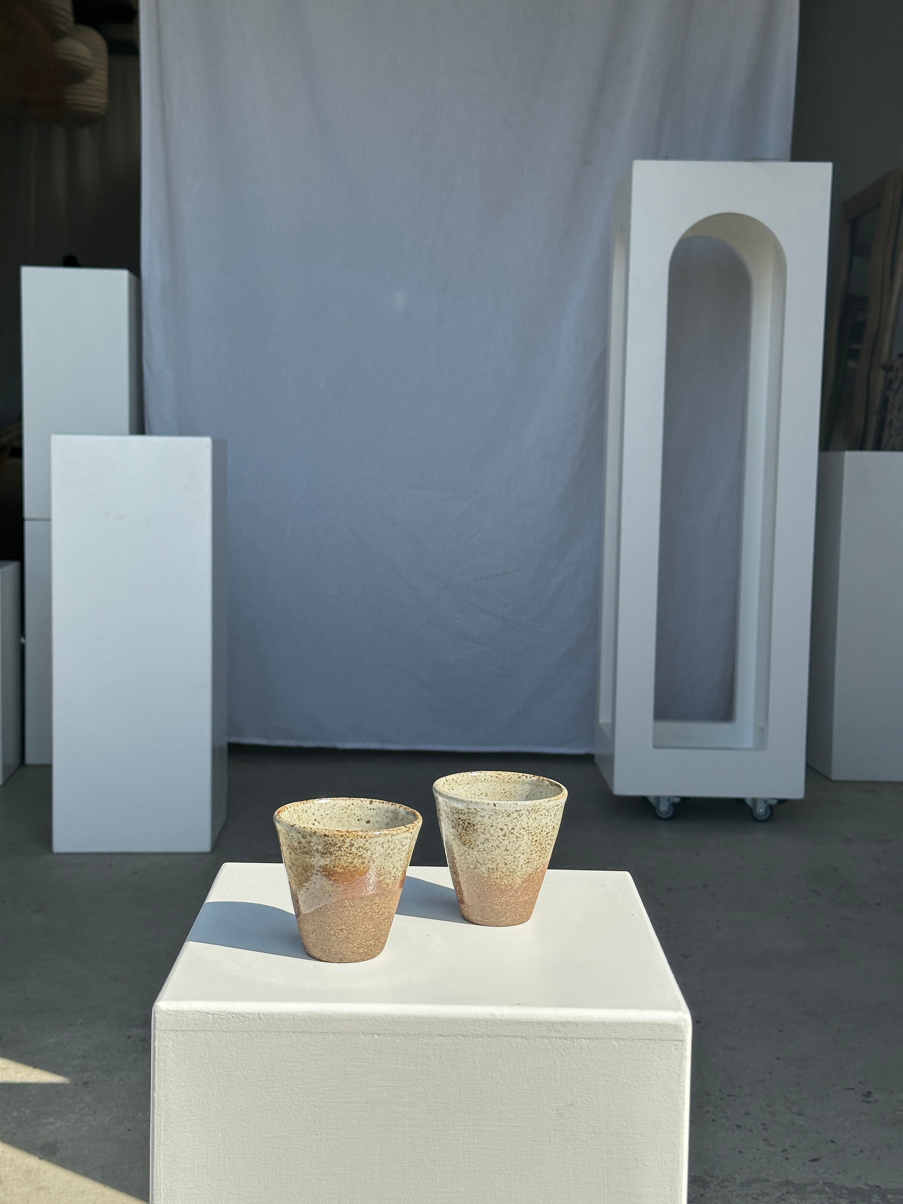 Set of 2 cups in Indonesian ceramic (brown & speckled glazed matte)