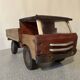 Camion en bois de la marque française Dejou