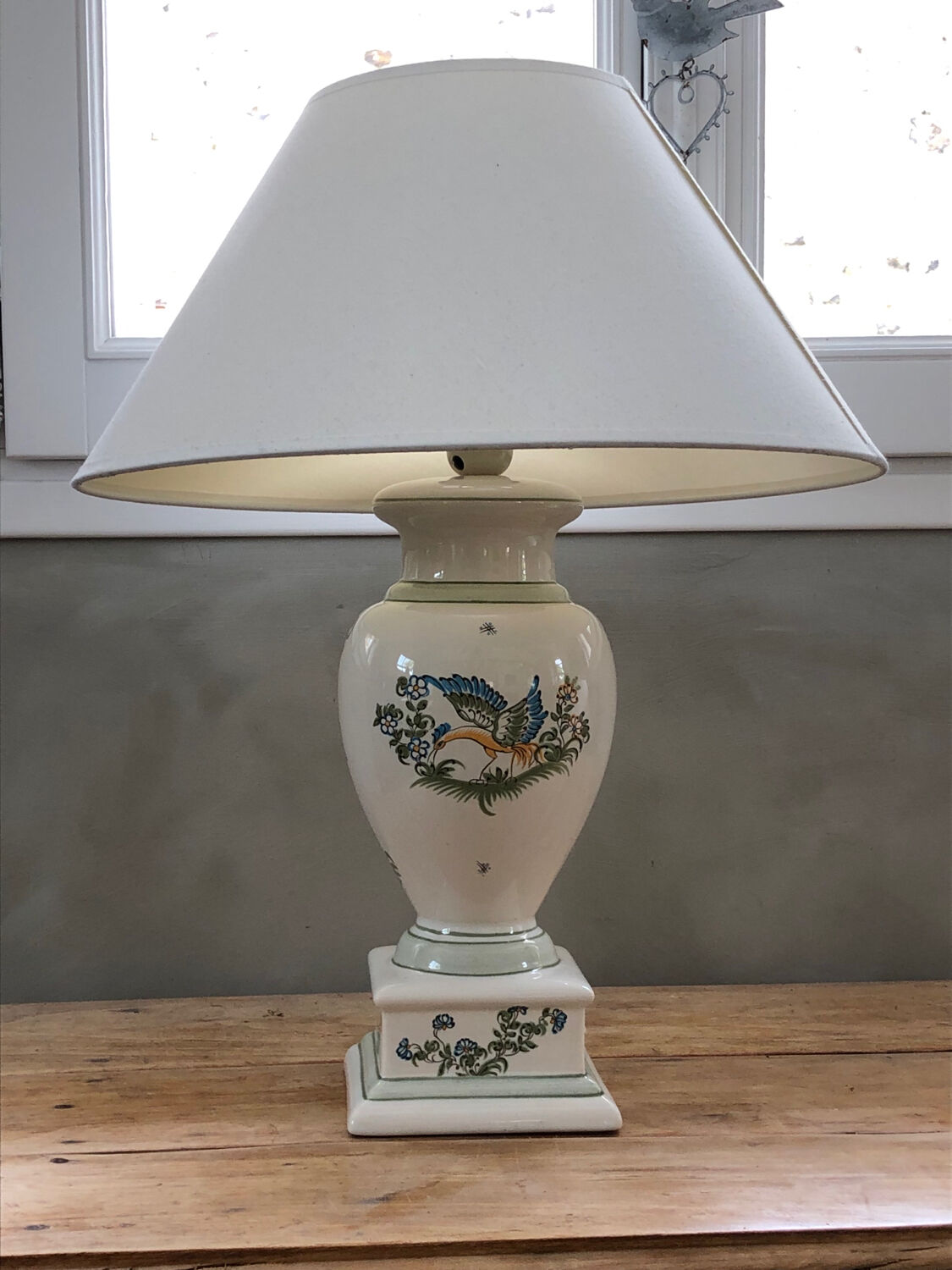 Antique lamp foot in Moustiers porcelain