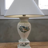 Pied de lampe ancien en porcelaine de Moustiers