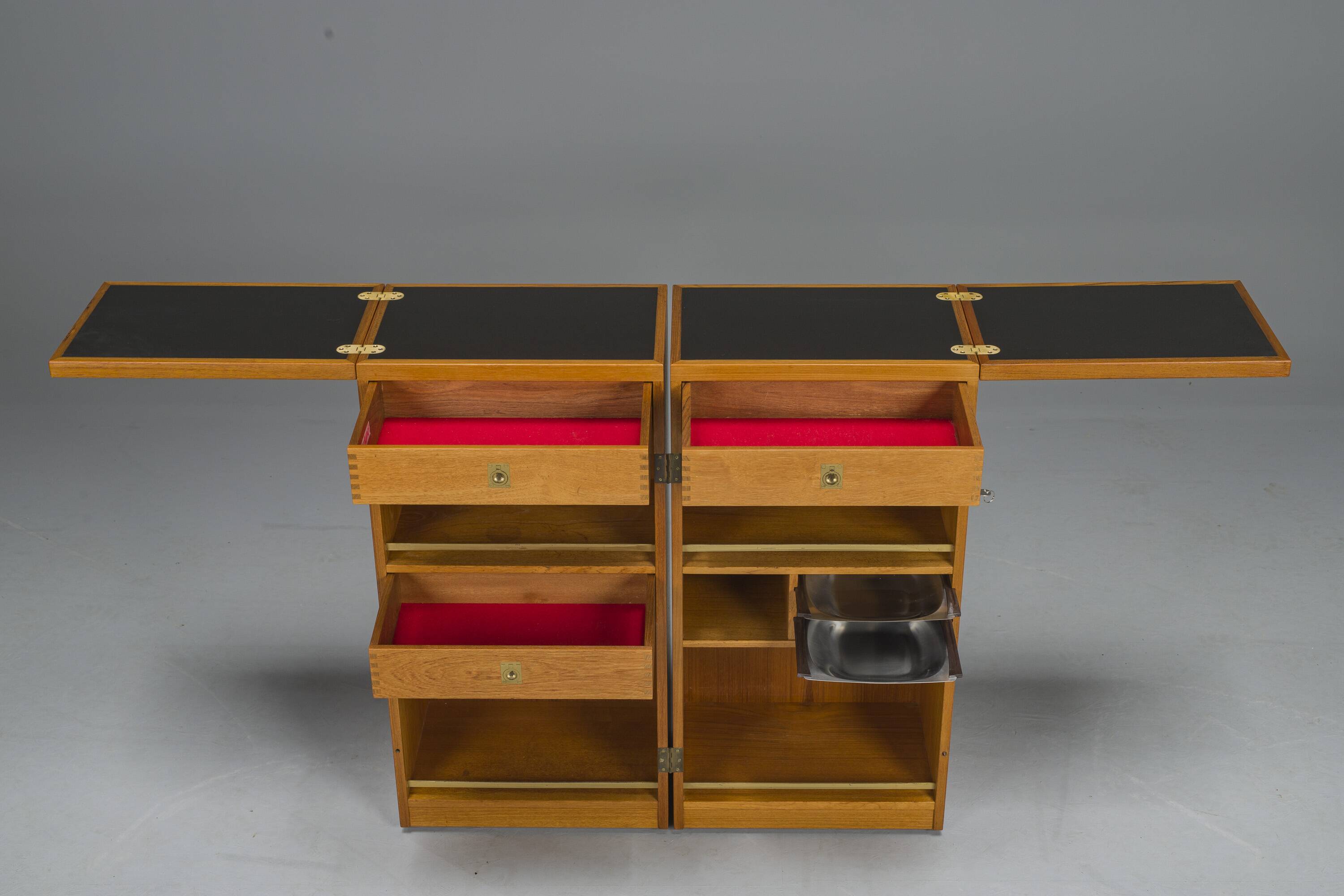 Danish Teak Captains Bar by Reno Wahl Iversen for Dyrlund, 1960s