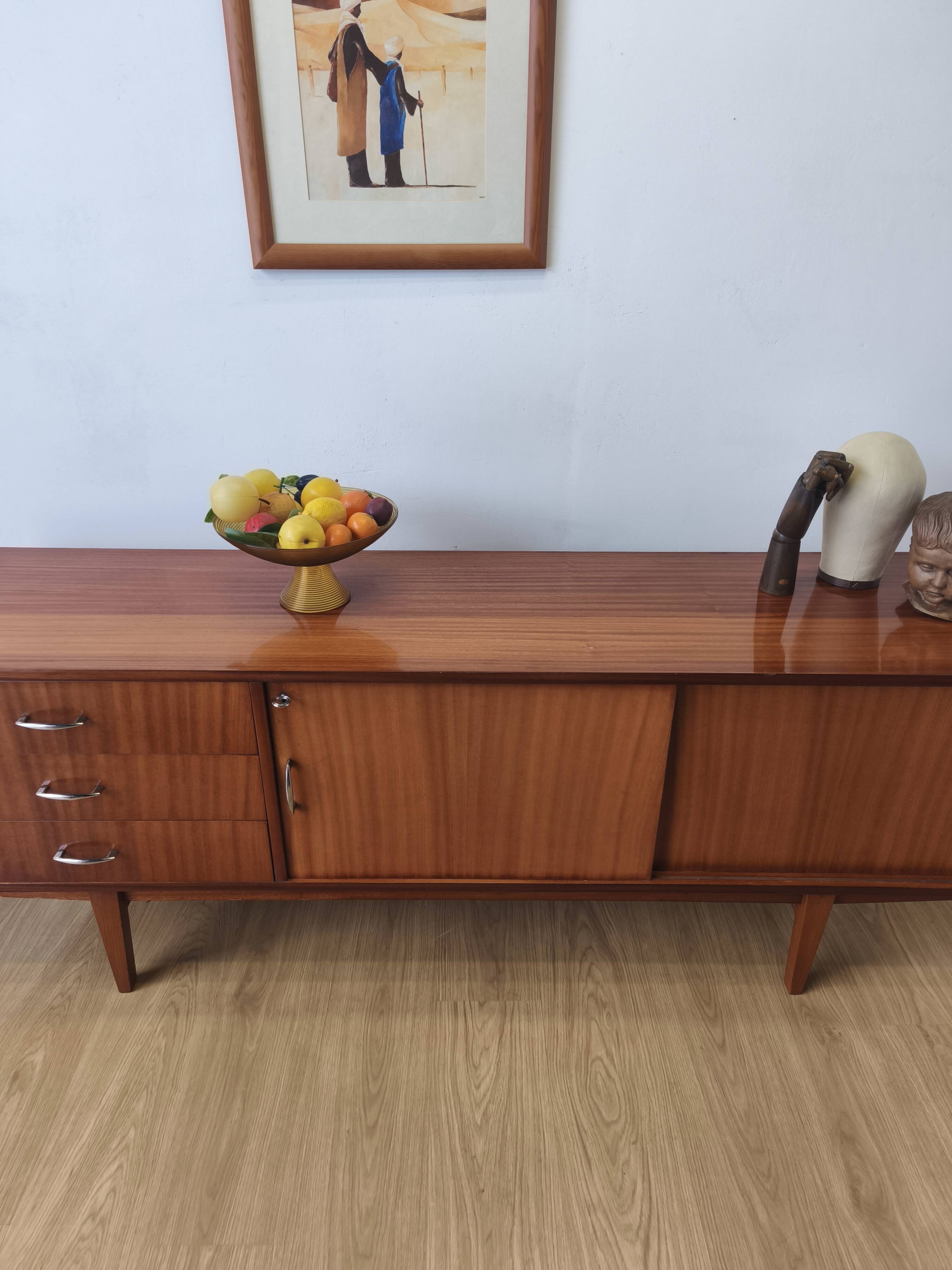 Modernist long sideboard from the 1970s.