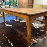 Farm table