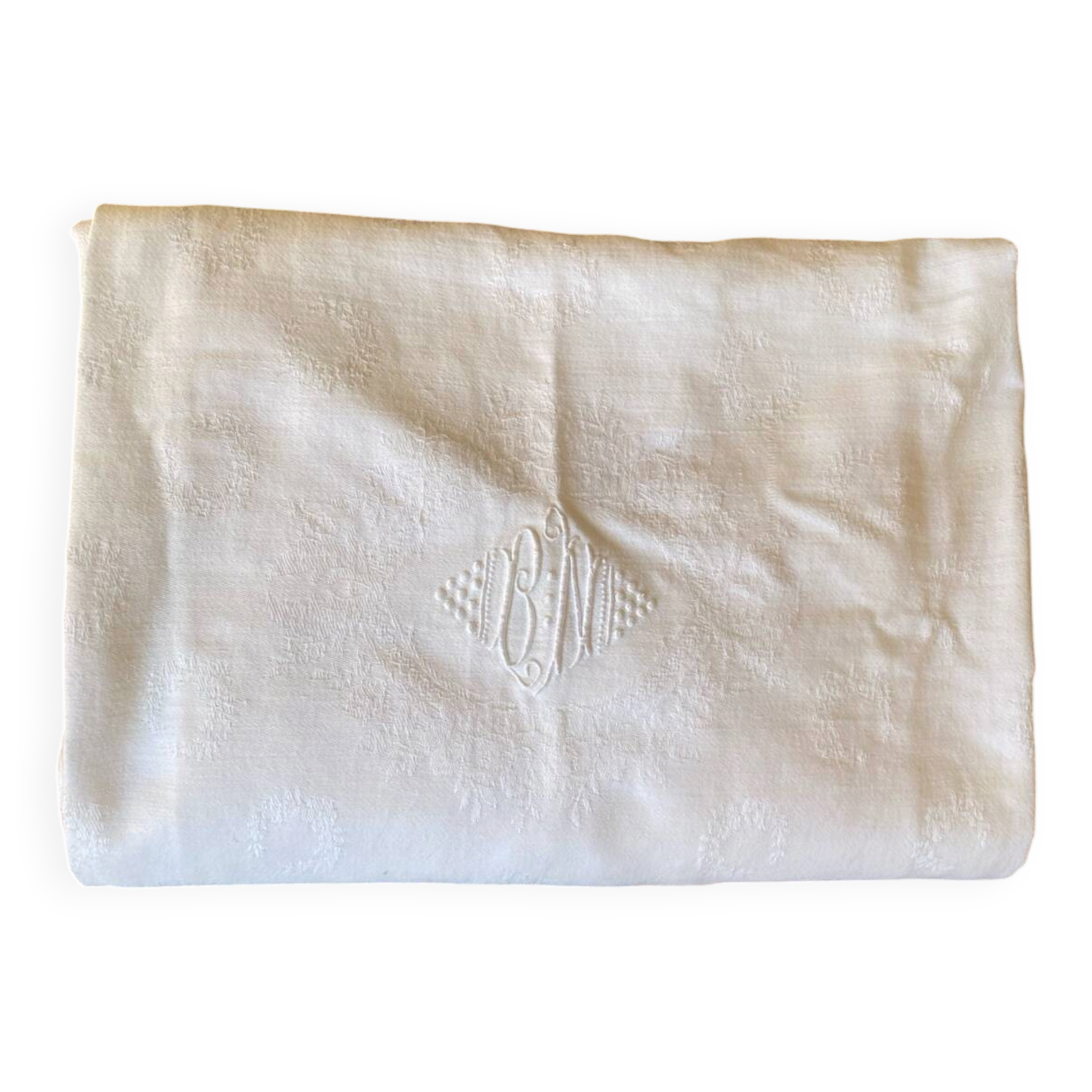 White cotton and linen tablecloth with central monogram from the 1960s.