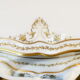 Soupière ronde en porcelaine de Limoges Giraud doré peint a la main