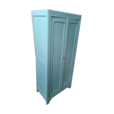 Small Parisian wardrobe