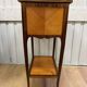 Petite table d appoint de style Louis XV