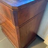 Railway-style bathroom furniture from the 1930s/40s.