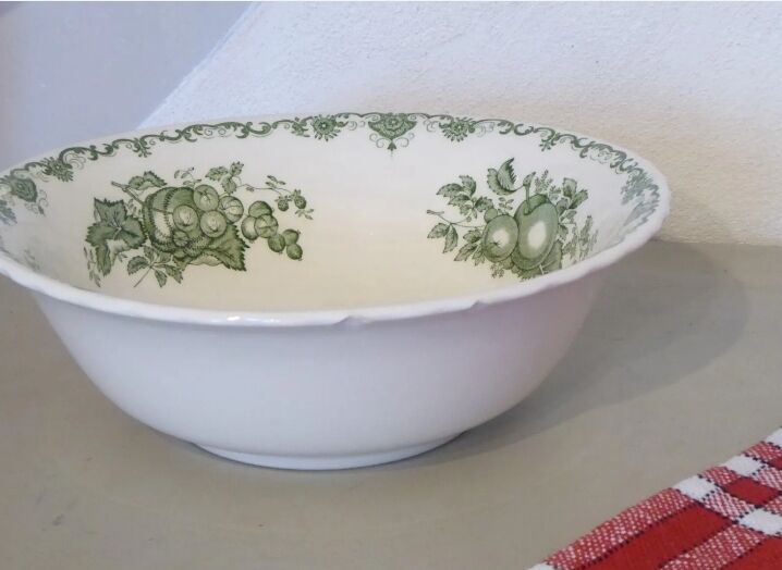 Mason's hollow round dish