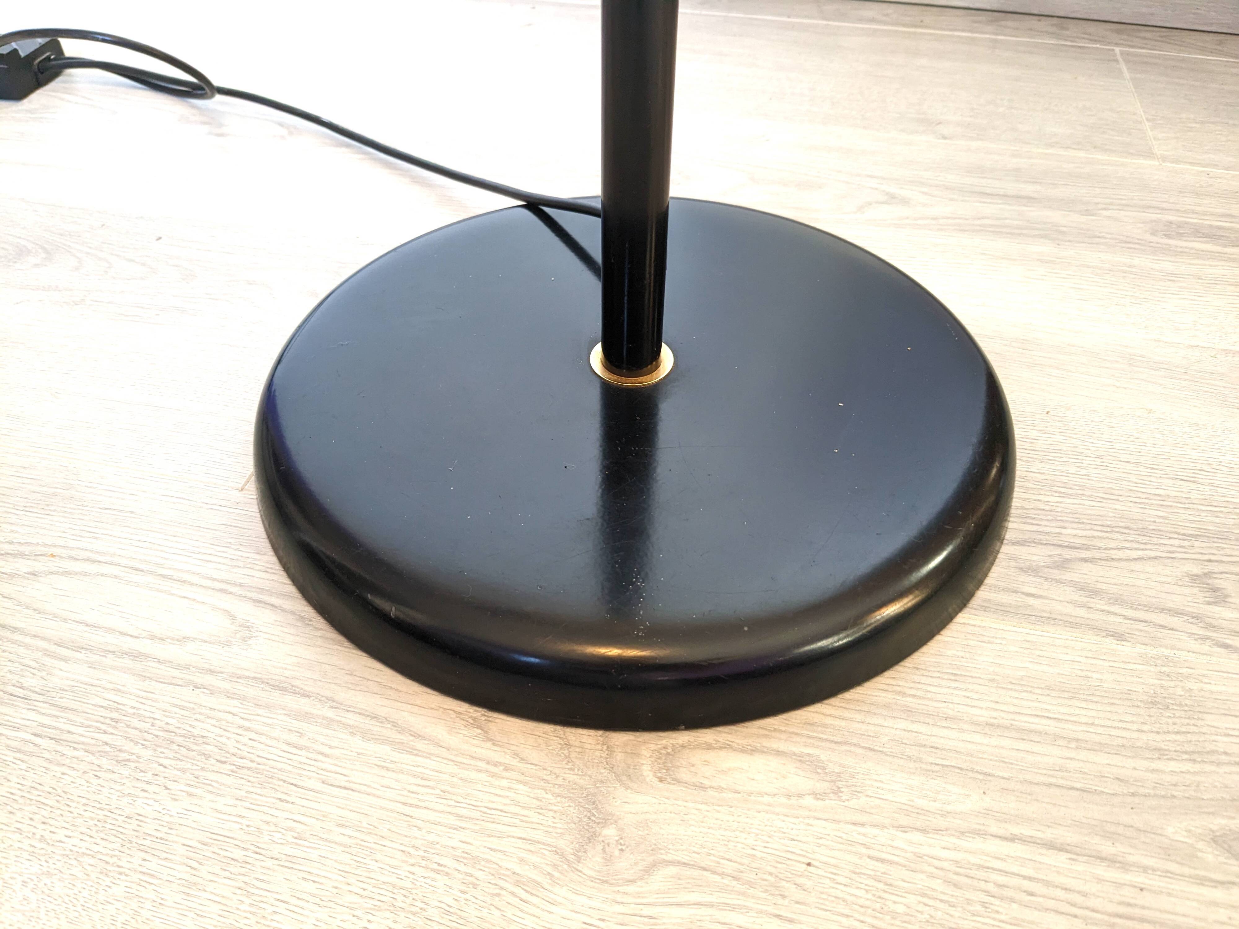 Lampadaire réglable Relux Milano, design italien contemporain