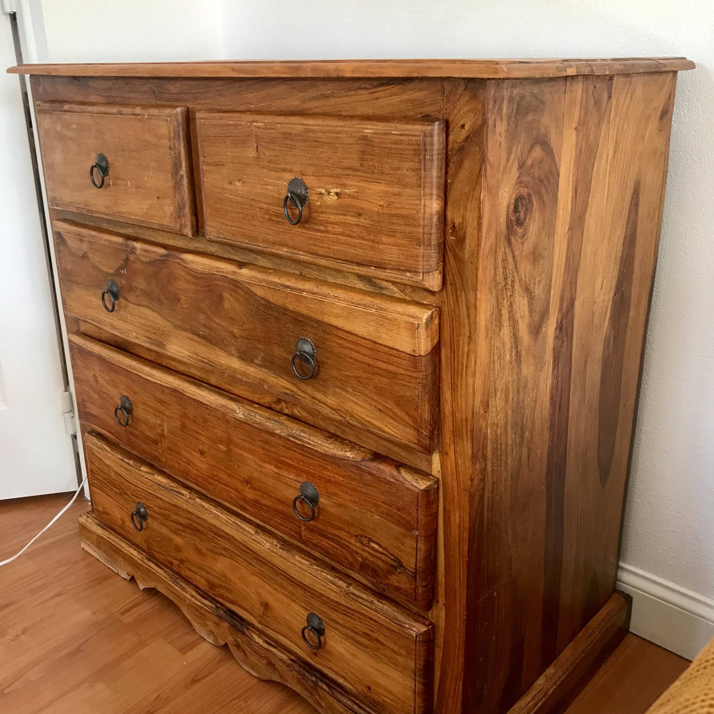 Indian "Jali" commode in solid rosewood (Sheesham)