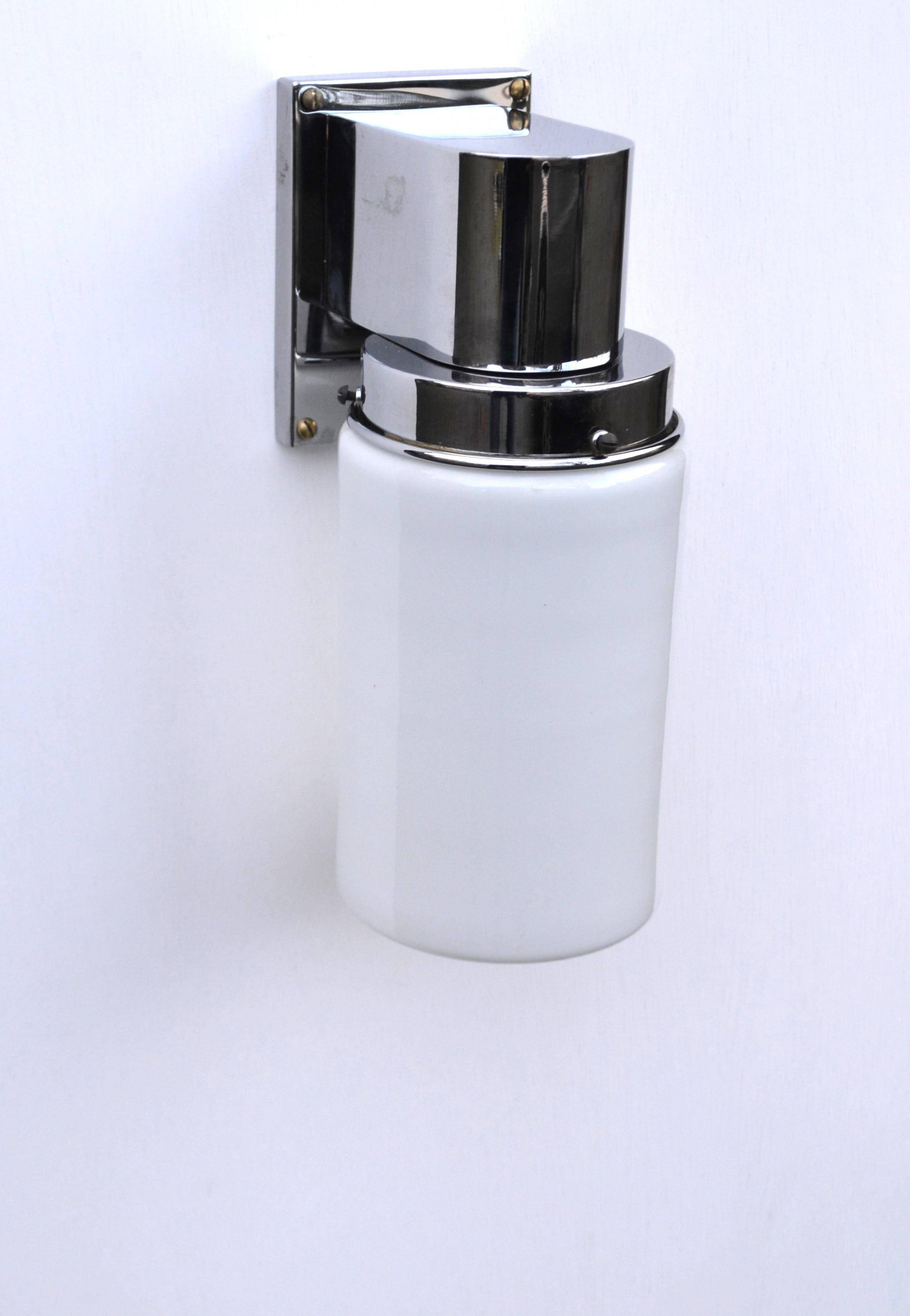 1930s Art Deco wall light by Gispen; Giso no. 4006