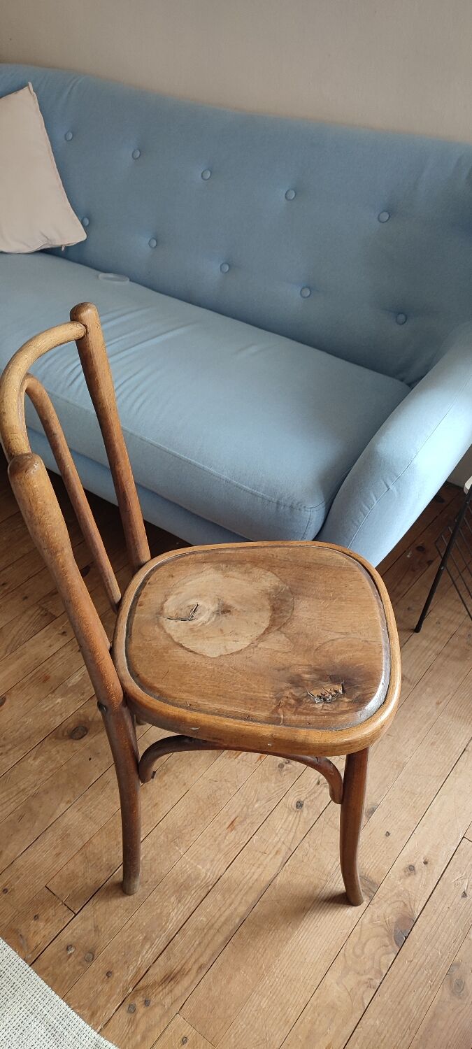 Bistro chair