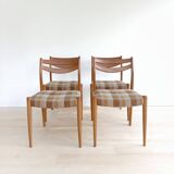 4 Scandinavian chairs