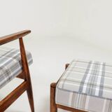 Fauteuil vintage et repose-pieds tartan beige bleu modern design