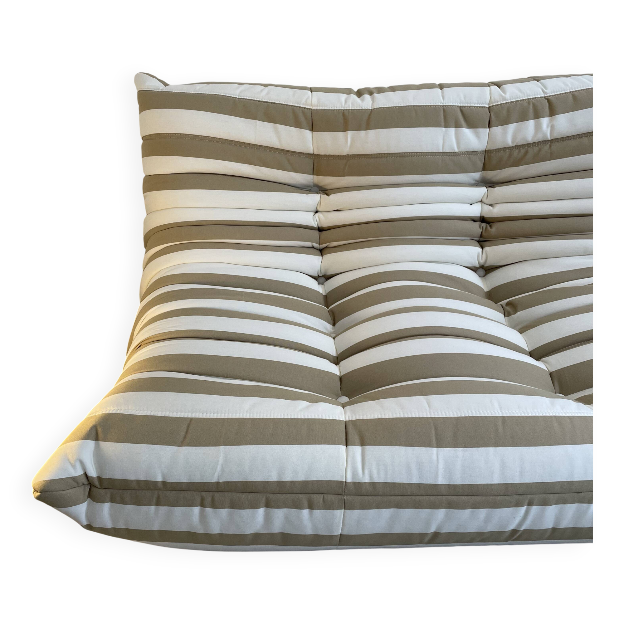 Beige striped white 2-seater Togo