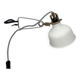 Clamp-on workshop lamp