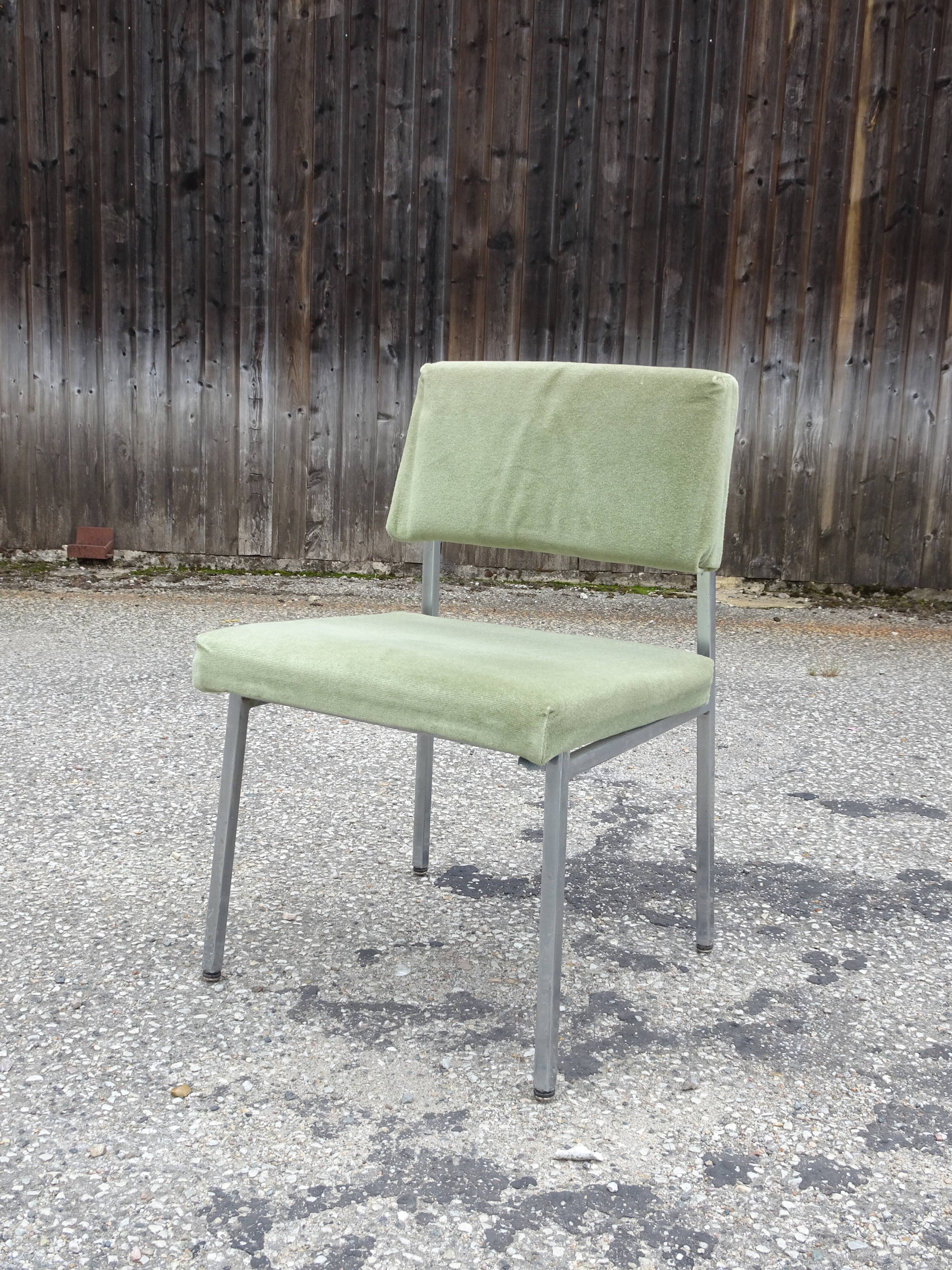 Prestige chair by Pierre Guariche, edition Les Huchers-Minvielle, 1960