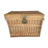 Wicker trunk