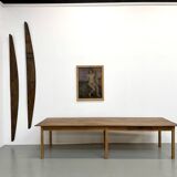 XXL table with 6 legs made of solid pine and rubberwood.