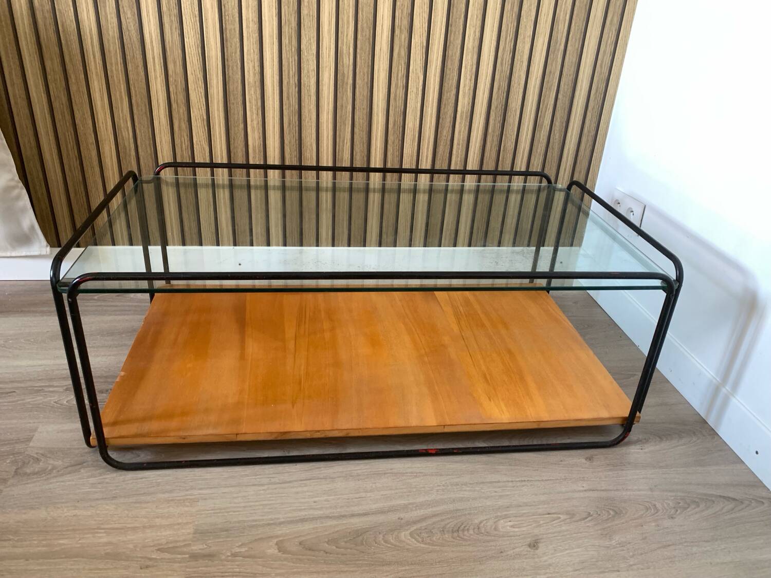 Italian coffee table from the 1960s.