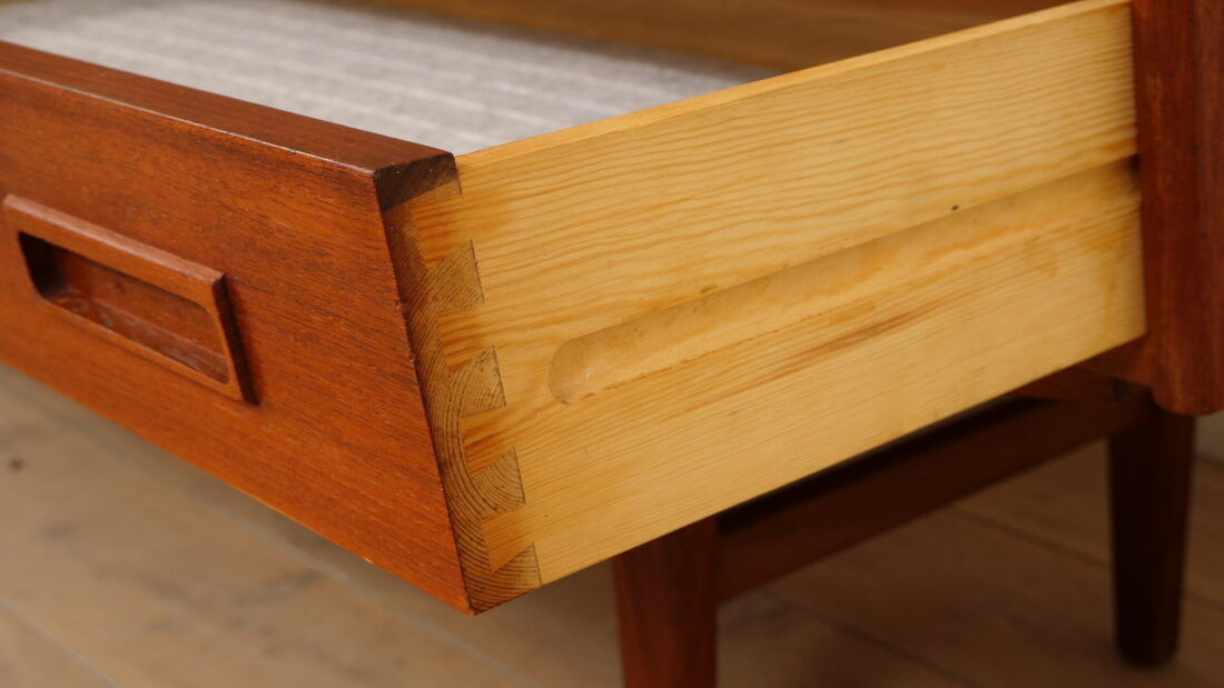 Vintage highboard | Wall cabinet | Teak | 180 cm