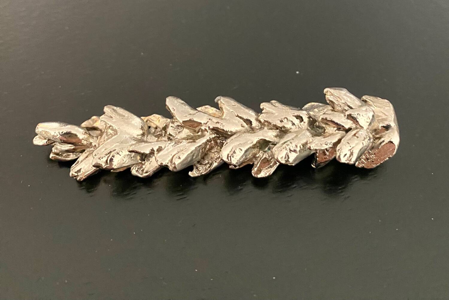 6 wheat-shaped knife holders in silver-colored metal