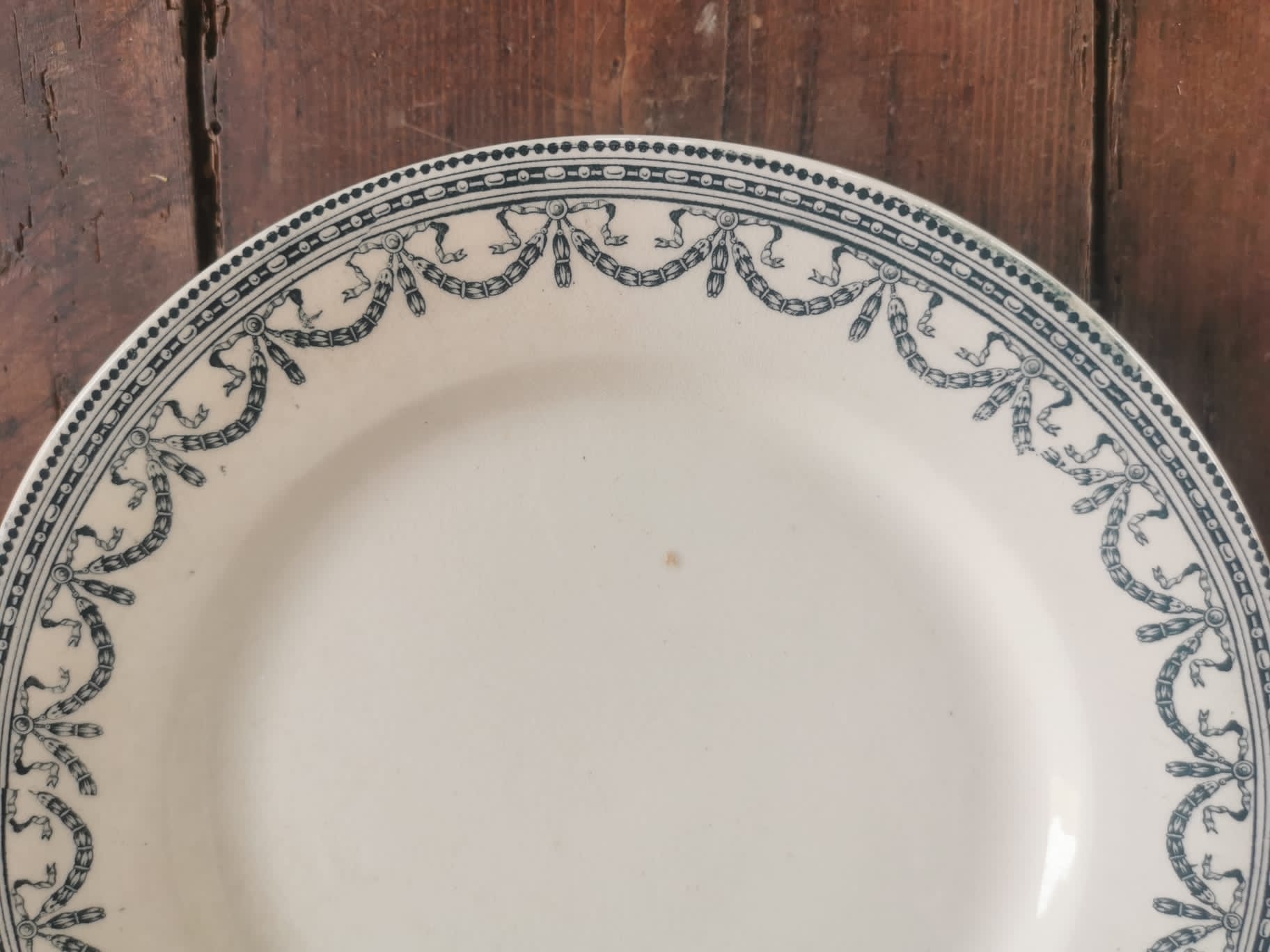 Serving of 6 plates in iron earth, Salins