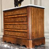 Miniature chest of drawers in mahogany veneer, 19th century